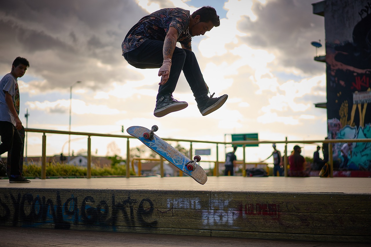 skateboard, skate, fly-2355604.jpg